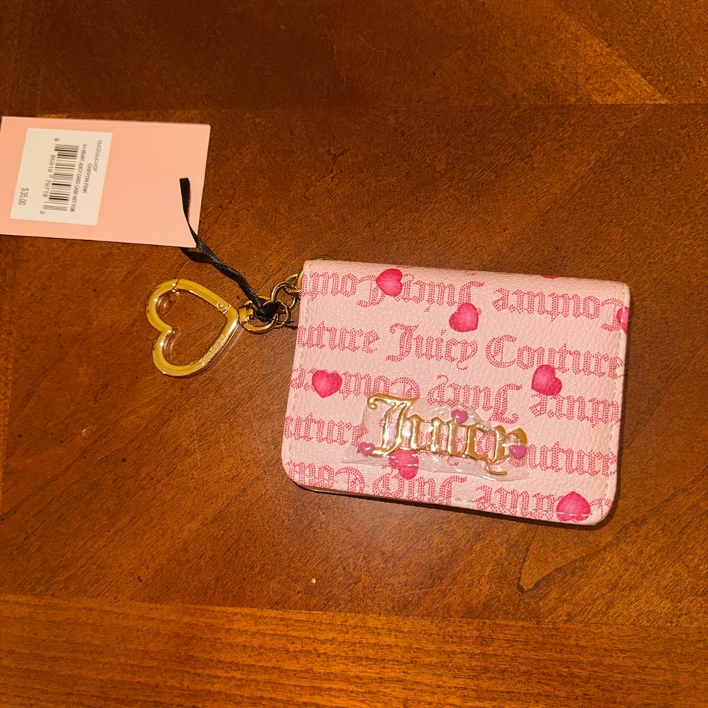Juicy Couture Cream Card Holder with Gold Accents💕